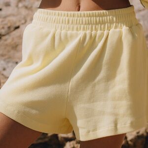 DAILY DRILLS NWT Thermal Resort Shorts, Lemonade, XS/S